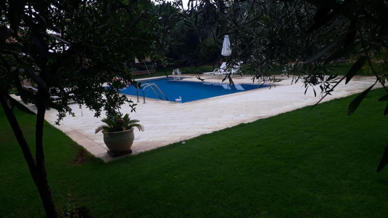 Mediterranean Garden Villa Βαθύ Εξωτερικό φωτογραφία