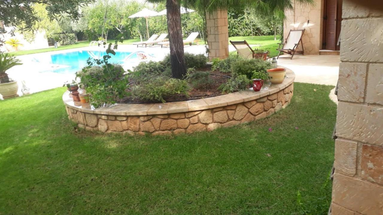 Mediterranean Garden Villa Βαθύ Εξωτερικό φωτογραφία